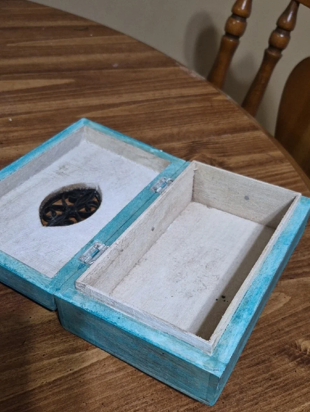 Source Unknown Turquoise Blue Wood Jewelry Box with Carved Oval Accent